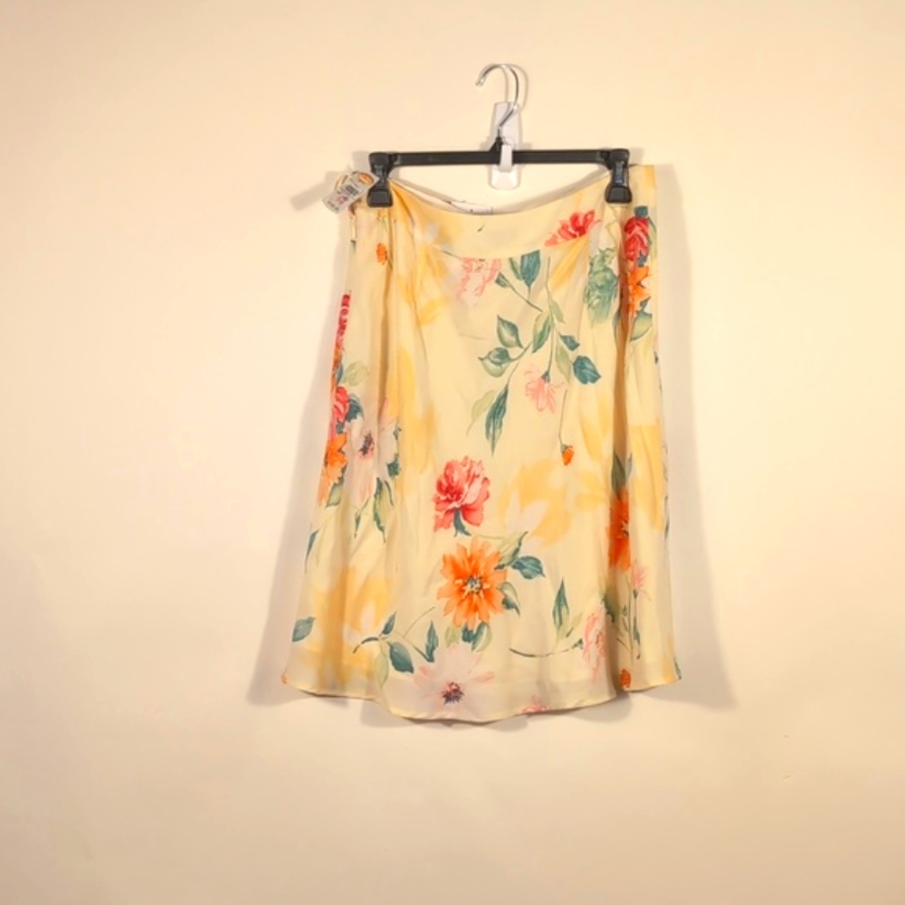 Talbots 12P Floral Cream Skirt NWT Petite Knee Length - Picture 9 of 12